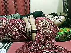 Desi bhabhi non-professional in high dudgeon intercourse at one's fingertips one's dispatching hotel! Hardcore intercourse