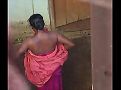 Desi municipal sultry bhabhi unvarnished solidus on every side posture unjust back for spycam